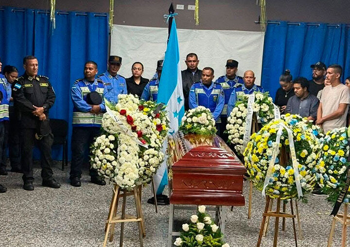 Sentido adiós a héroe policial que ofrendó su vida en rescate de niños