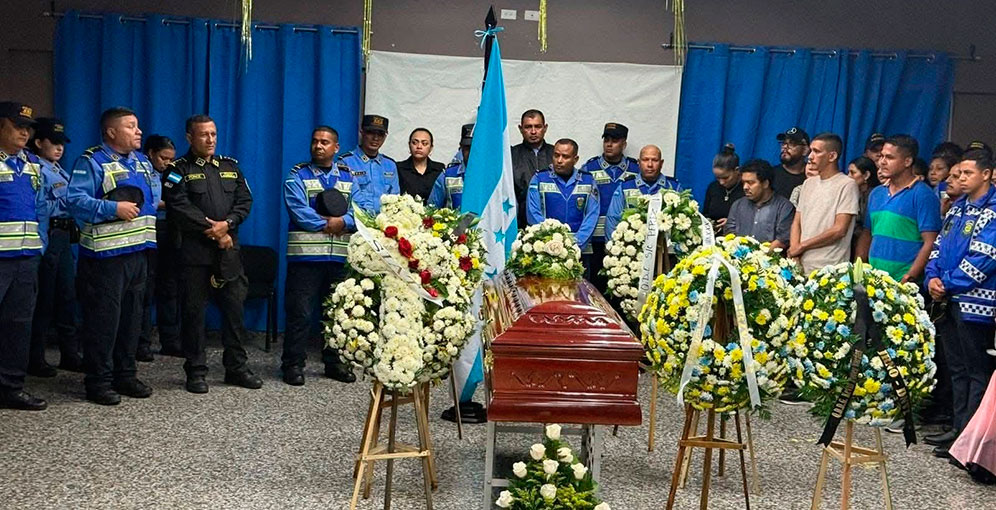 Sentido adiós a héroe policial que ofrendó su vida en rescate de niños